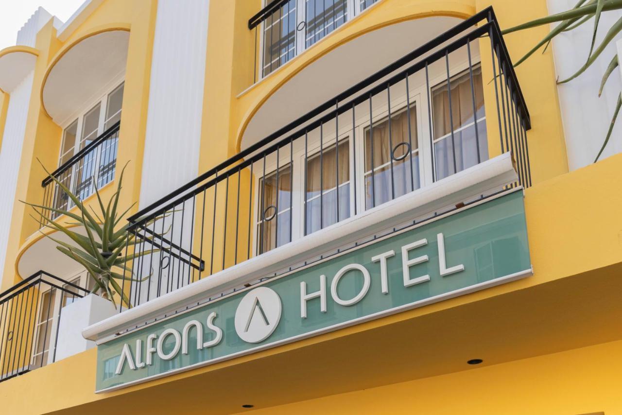 Alfons Hotel Сьюдадела Экстерьер фото
